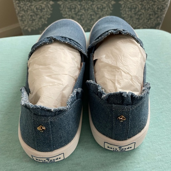 Kate Spade Lily blue denim slip on sneakers size 9 NIB - Picture 3 of 6